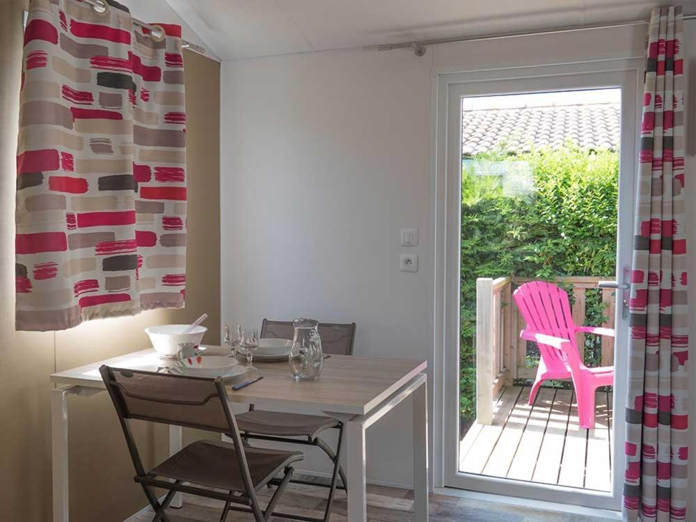 Camping Les Perouses Saint-Clément-des-Baleines 객실 사진